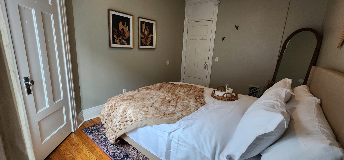 Cozy Comforts in N Winton Village - Photo 4