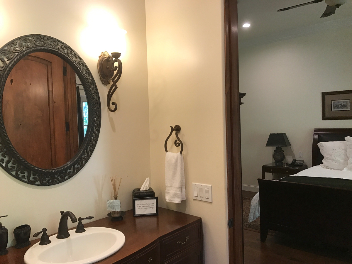 Room 4 Two - Photo 4