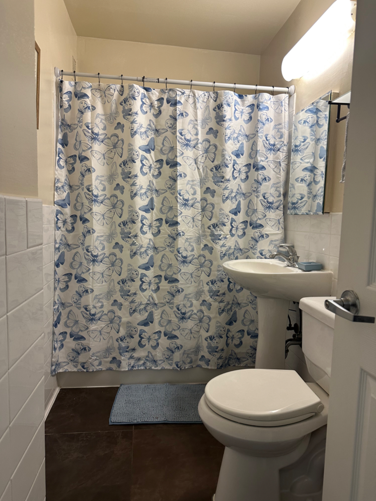 Charming Retreat for Traveling Nurses Apartment Rental - Photo 4