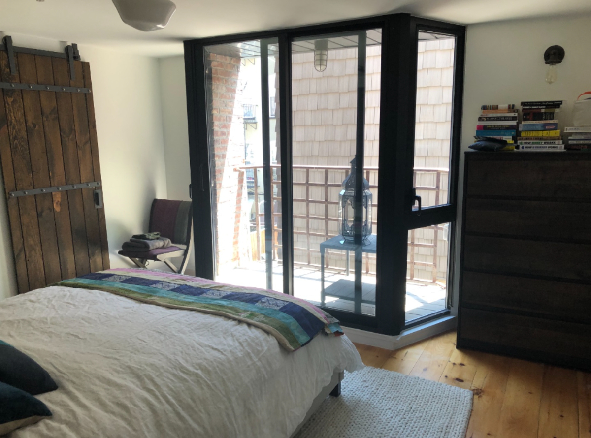 Stunning Apartment in a Refurbished Church 10 min to Union Square - Photo 7