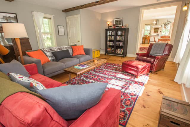 Adorable Cottage in the Heart of the Green Mountains - Photo 11