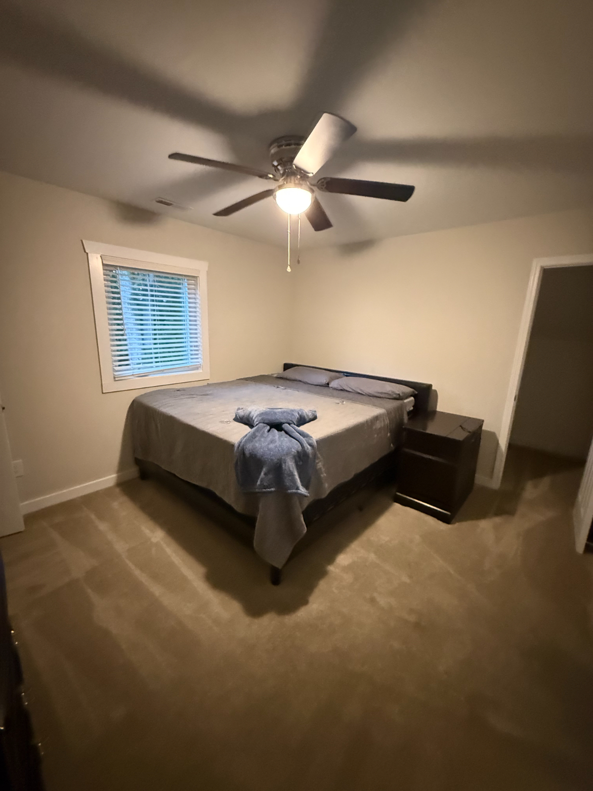 1800 sq ft, 3 bedroom, 2.5 bath for rent - Photo 12