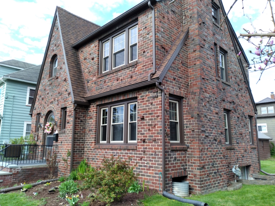 Charming Brick Chateau - Photo 5