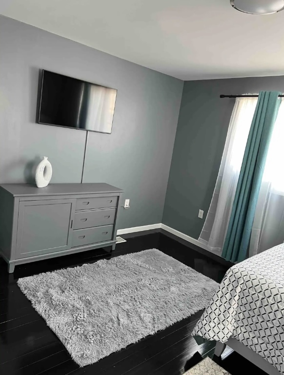 Cozy apartment in quiet Queens neighborhood - Photo 12