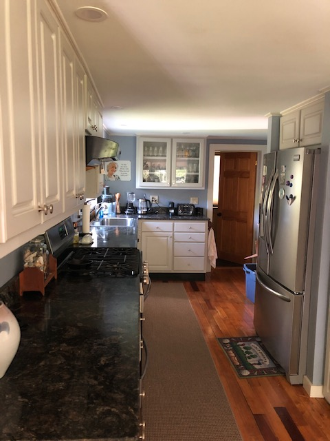 Large room with private bath - Photo 8
