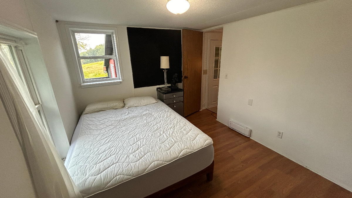 Cute Cozy One Bedroom on Six Acres in Cherry... - Photo 6
