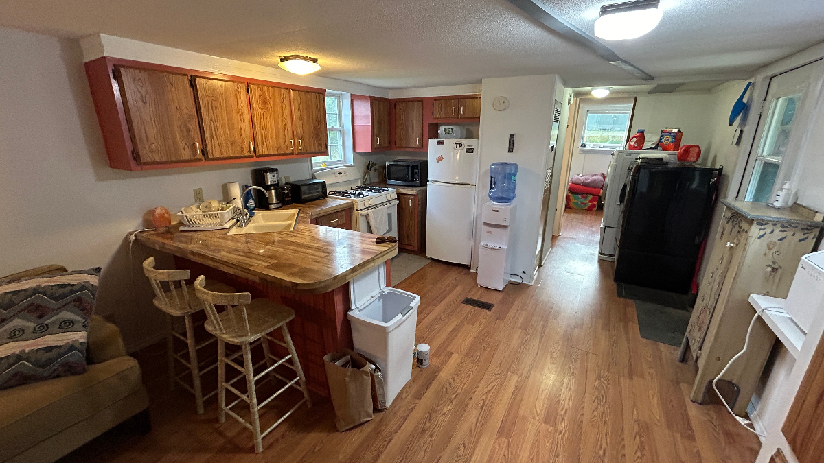 Cute Cozy One Bedroom on Six Acres in Cherry... - Photo 8