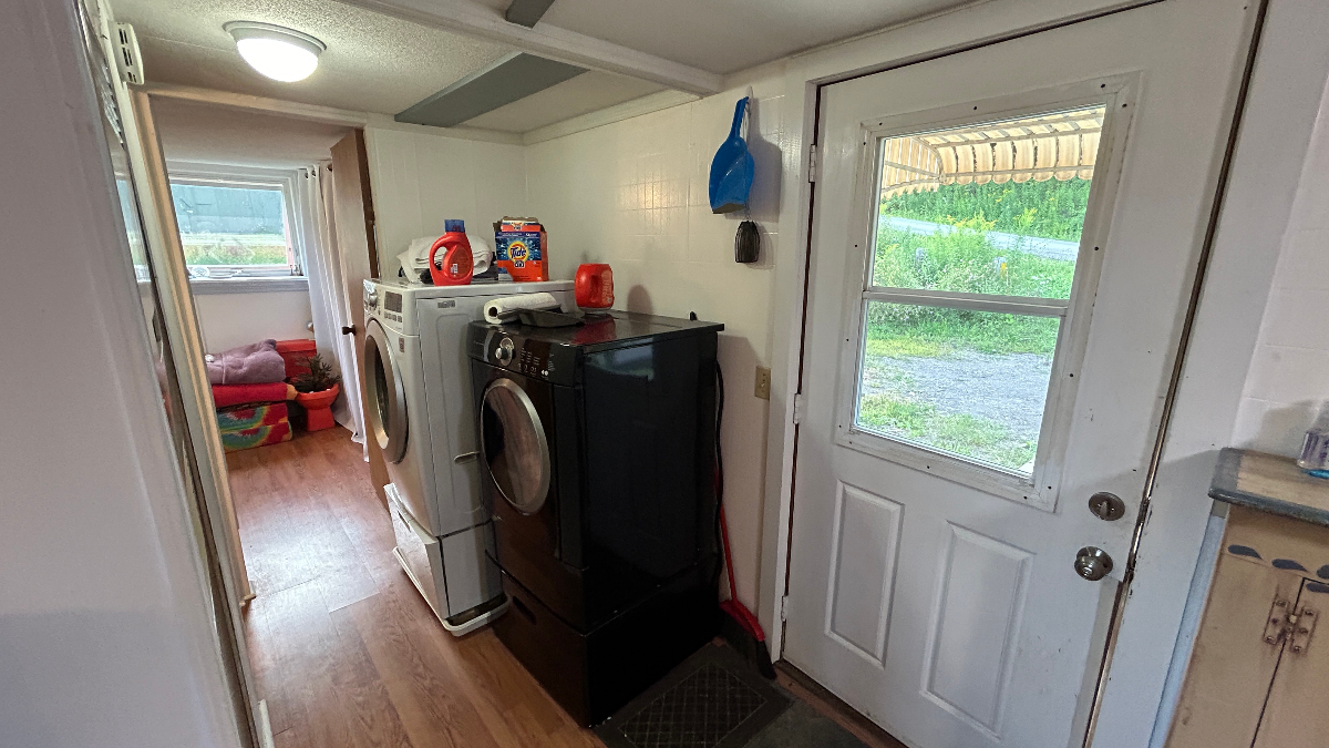 Cute Cozy One Bedroom on Six Acres in Cherry... - Photo 10