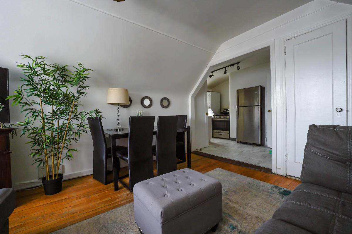 Cozy Elegant Apartment Near All Major Nassau Long Island Hospitals - Photo 3