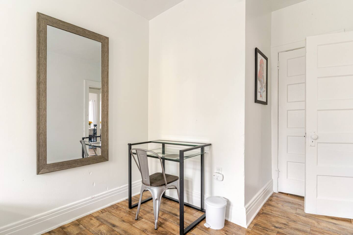 Close to Hospitals - 1  Bedroom - Open and Bright - Photo 11