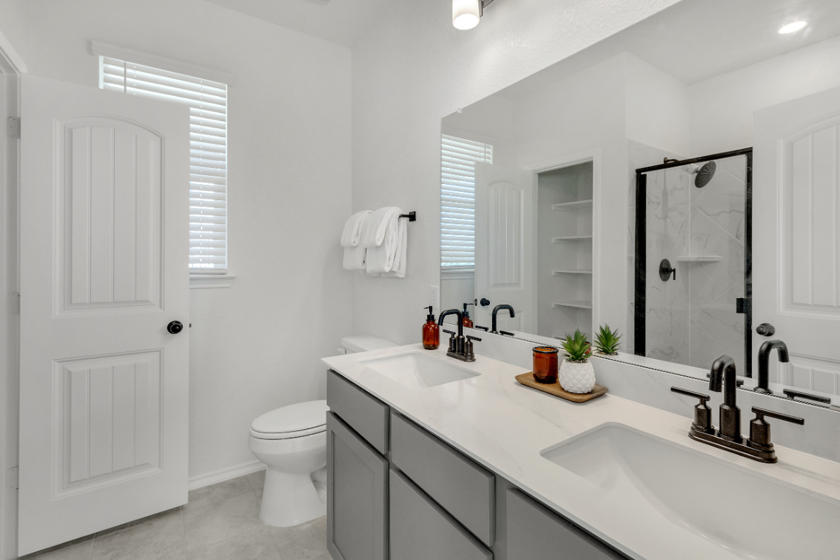 3/2 Single Family Home in North Austin-Fully Furnished-Near Domain - Photo 11
