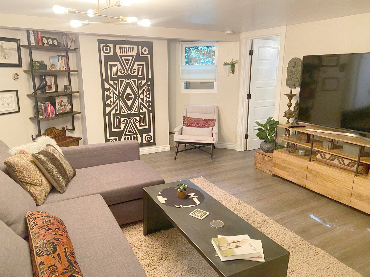 Best Location - walk everywhere - cool/hip 2 bd