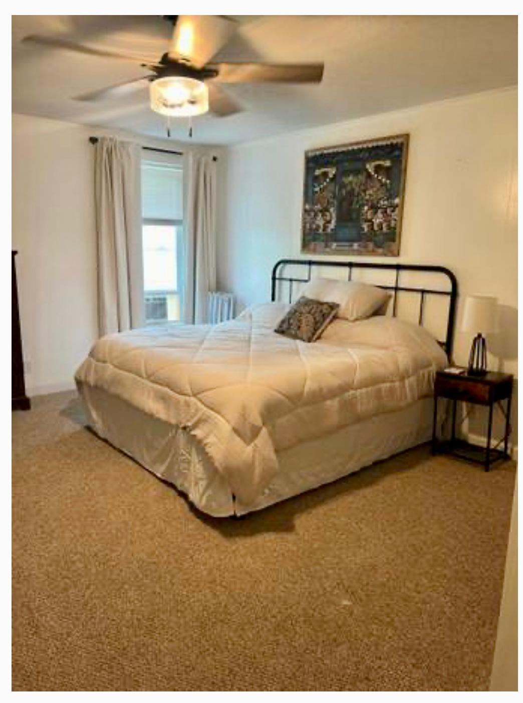 Beautiful Large One Bedroom Apartment Everything Included - Photo 5