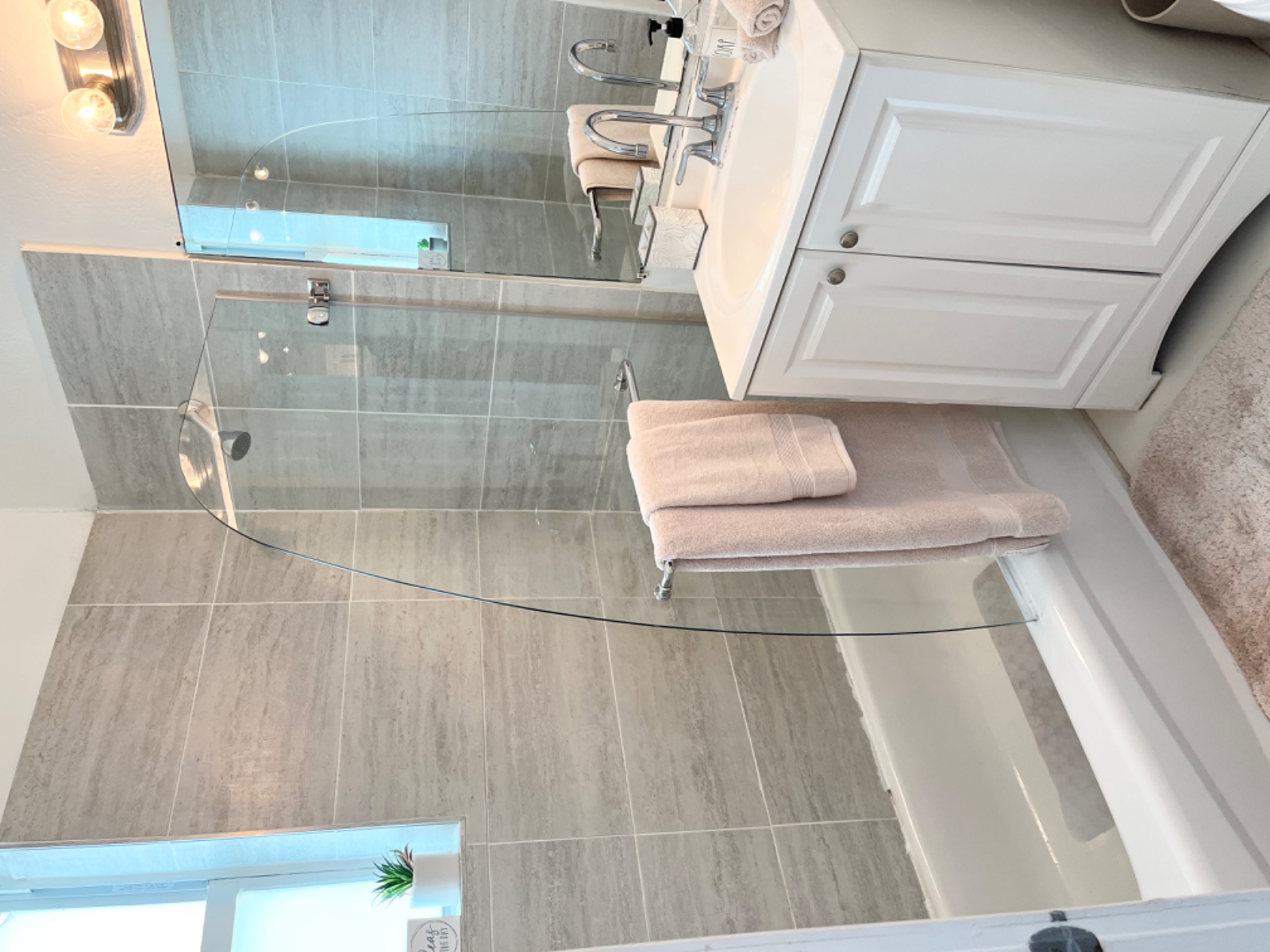 Cozy 1 br 1ba in Oceanside Condo - Photo 3