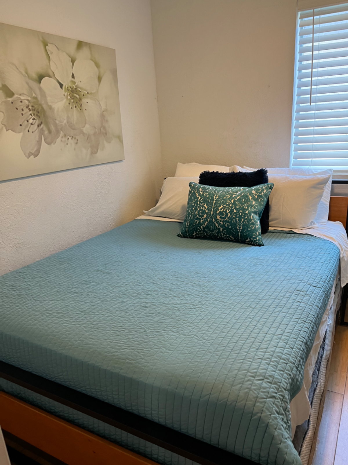 Cozy 1 br 1ba in Oceanside Condo - Photo 7