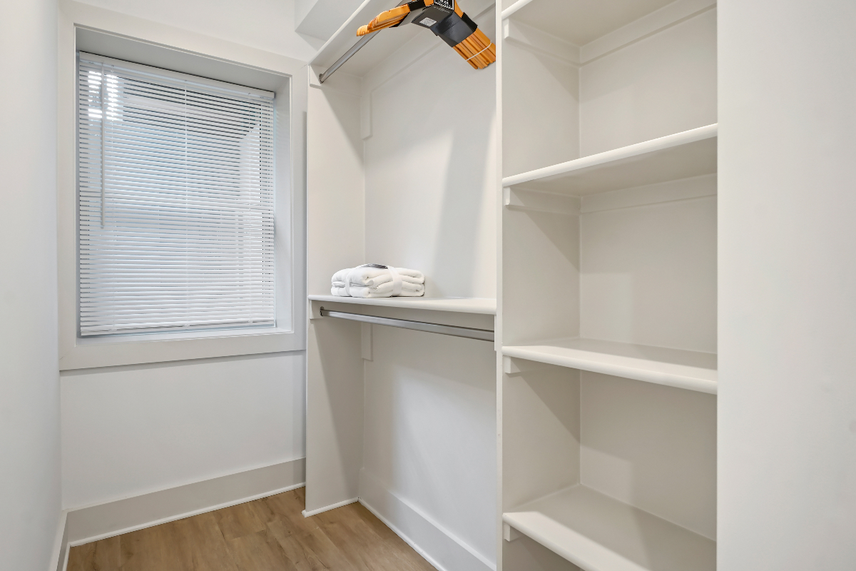 Luxury 2-Bedroom Townhouse in Washington DC l Prime Location Unforgettable Style and Comfort Await - Photo 6