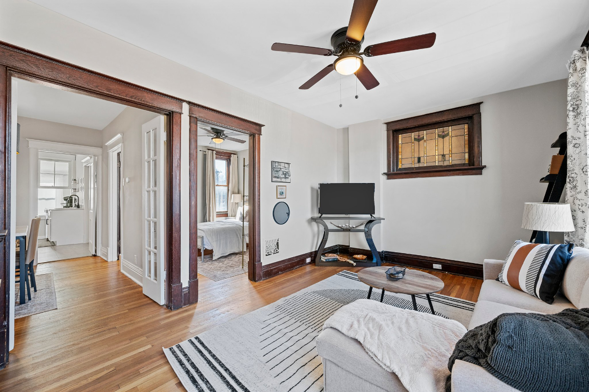 Close to Major Hospitals--Newly Renovated Duplex-Tower Grove South - Photo 2