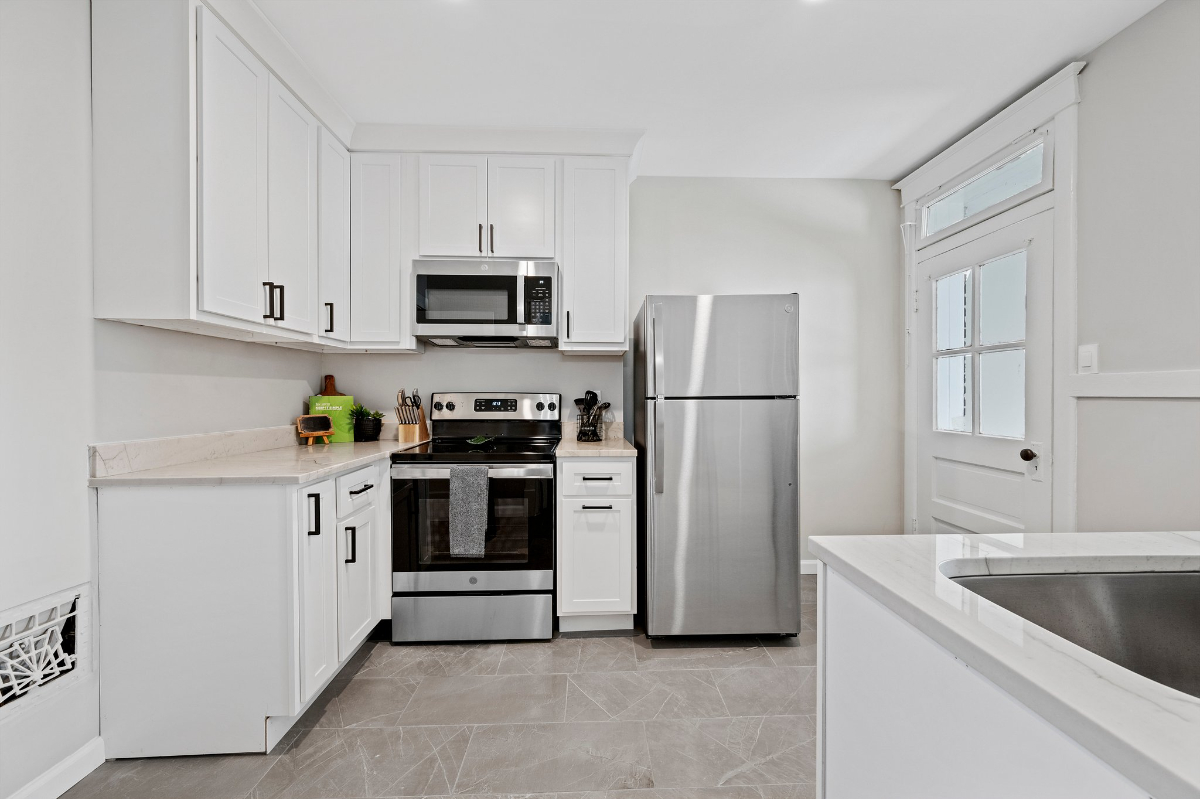 Close to Major Hospitals--Newly Renovated Duplex-Tower Grove South - Photo 8