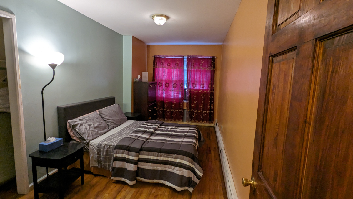 The room rentals in crown heights - Photo 12