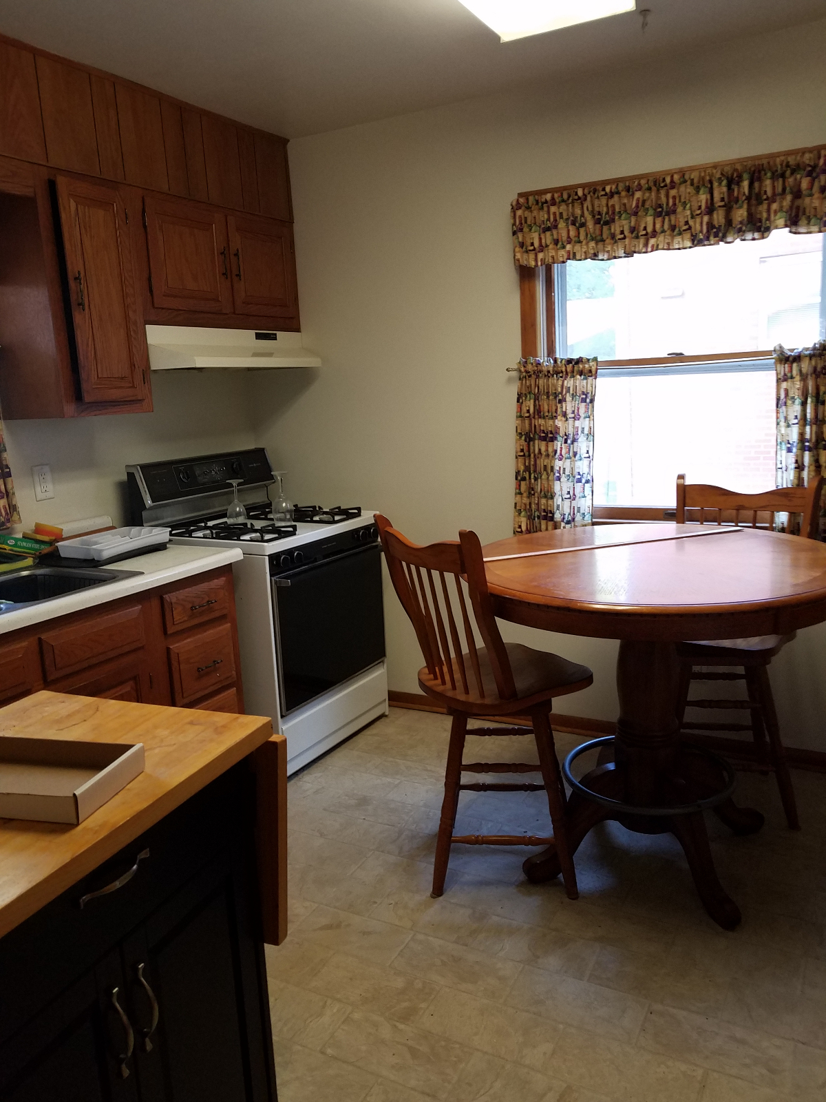 One Bedroom Apartment  141 Harrison Street Apt 4 - Photo 8