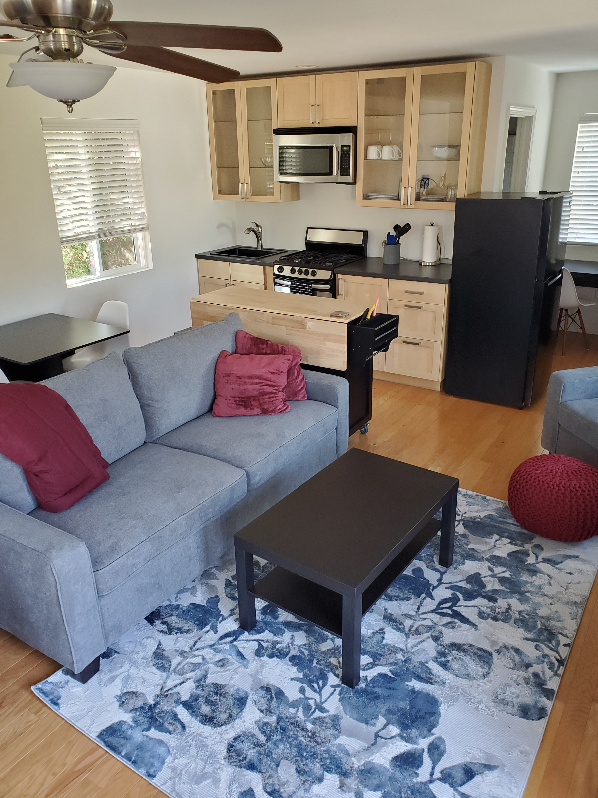 Beautiful Guest House in West Los Angeles - Photo 3