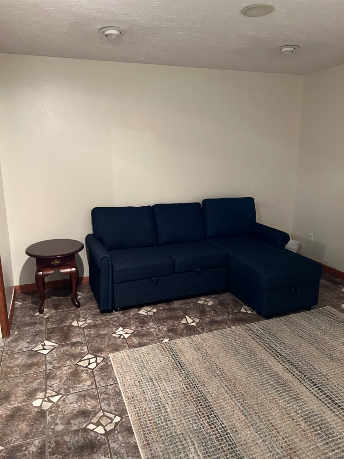 Nice 2 BR/1 Bath Renovated Home - Photo 2