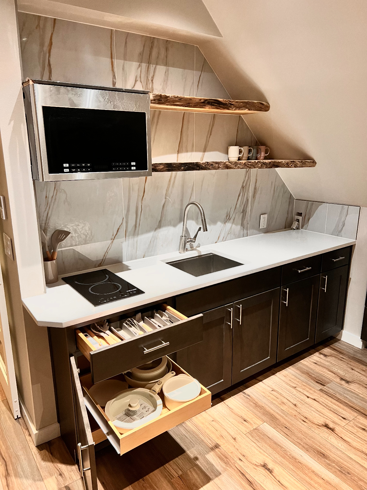 Stunning brand new luxury studio