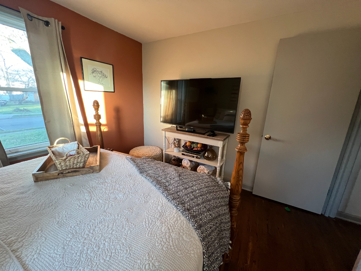 Earthy Boho Sanctuary - Photo 3