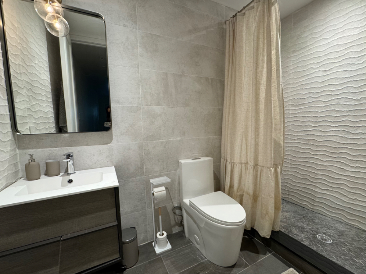 2bedroom 2 bathroom ground floor of townhouse near many Brooklyn hospitals - Photo 6