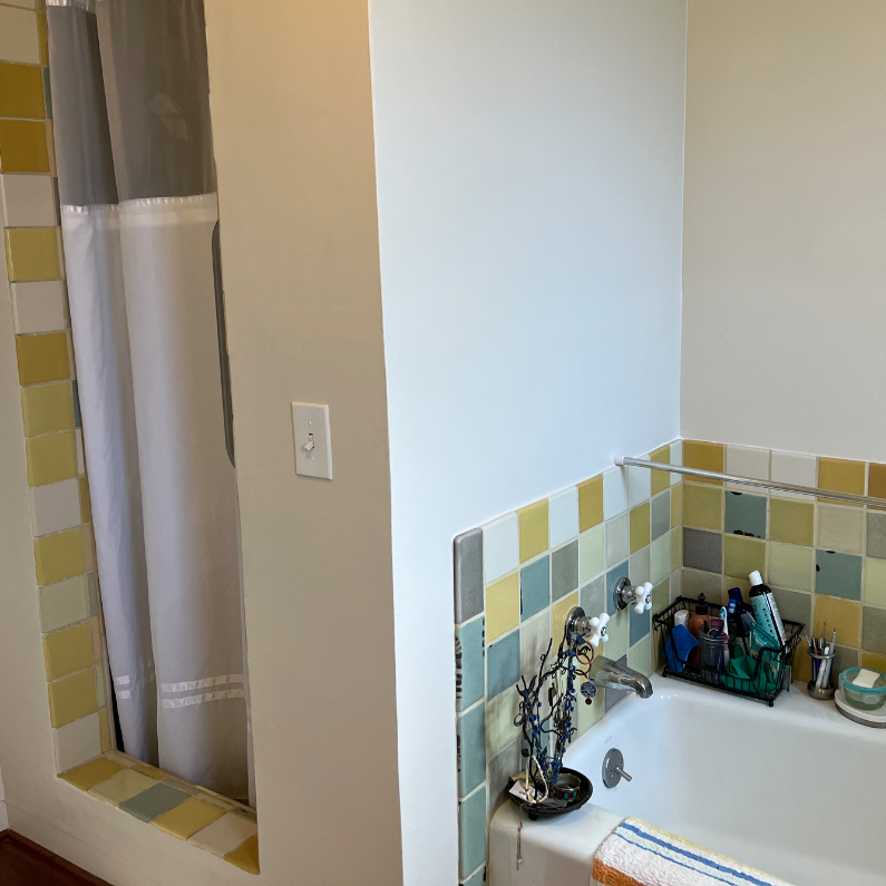 Large bedroom with private bath in Watsonville - Photo 3