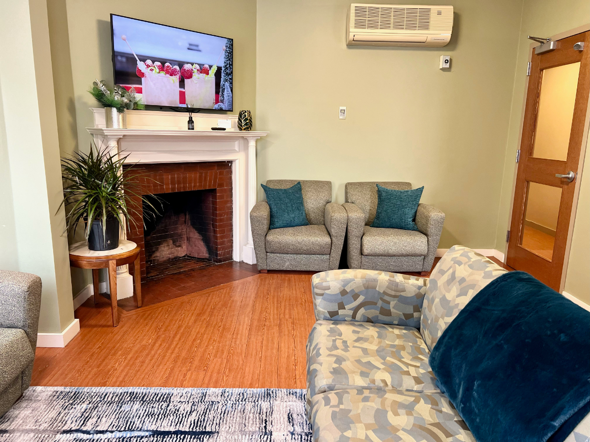 Comfortable 1 Bedroom In Harvard Square Furnished Finder Comfortable 1 bedroom in harvard square furnished finder