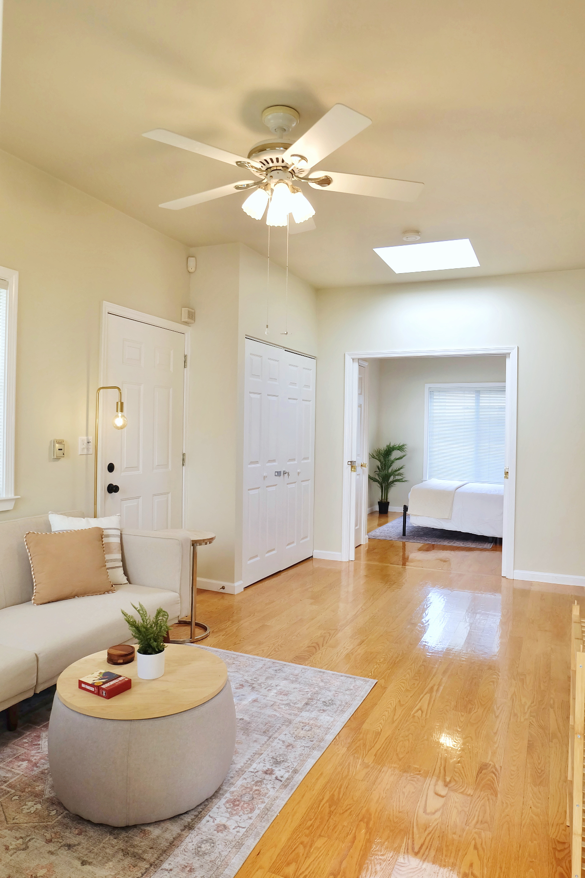 Entire Cottage in Nob Hill - Quiet and Private - Photo 5