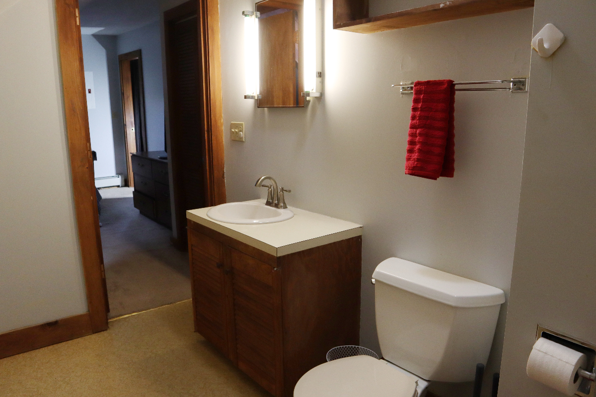 Private Apartment - Photo 8