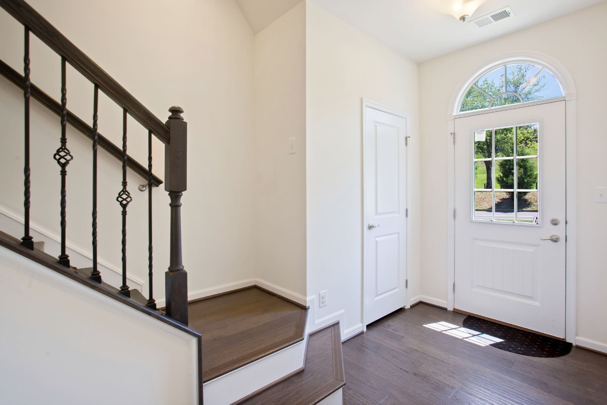 Chic and Cozy Retreat Your ideal fully private Room w/ full bath for rent awaits - Good Prime locati - Photo 2