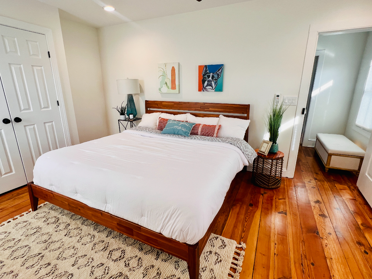 1850 House Modern Meets Historic - Photo 5