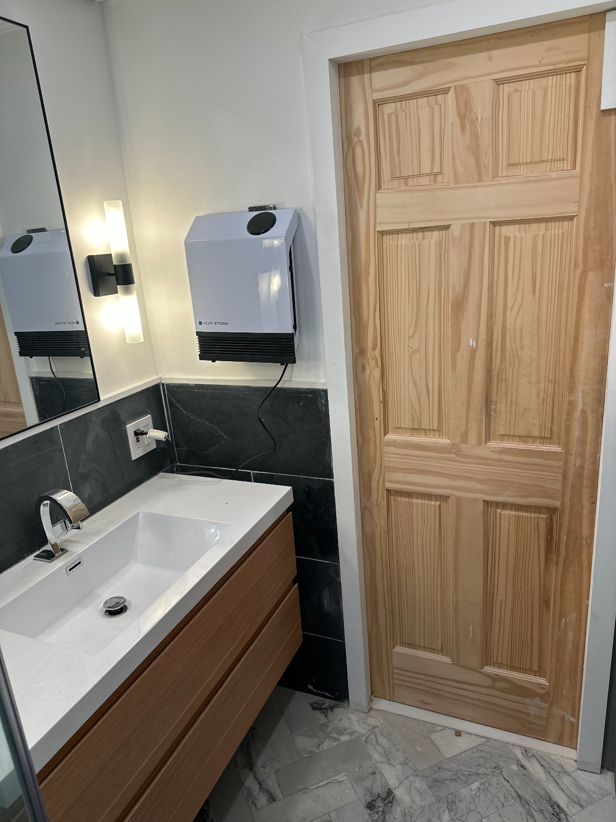 Newly renovated BR/Private/ Shared BA/Close Transportation - Photo 6