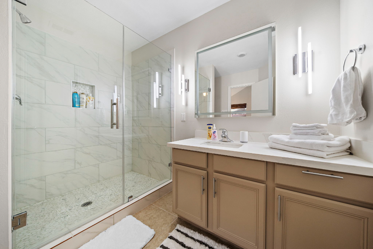 Tomball Tranquility 3BR/2BA Gem - Photo 6