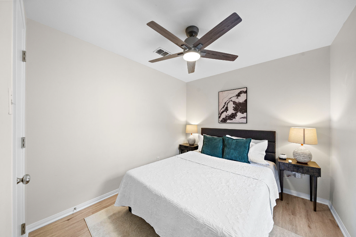 Tomball Tranquility 3BR/2BA Gem - Photo 7