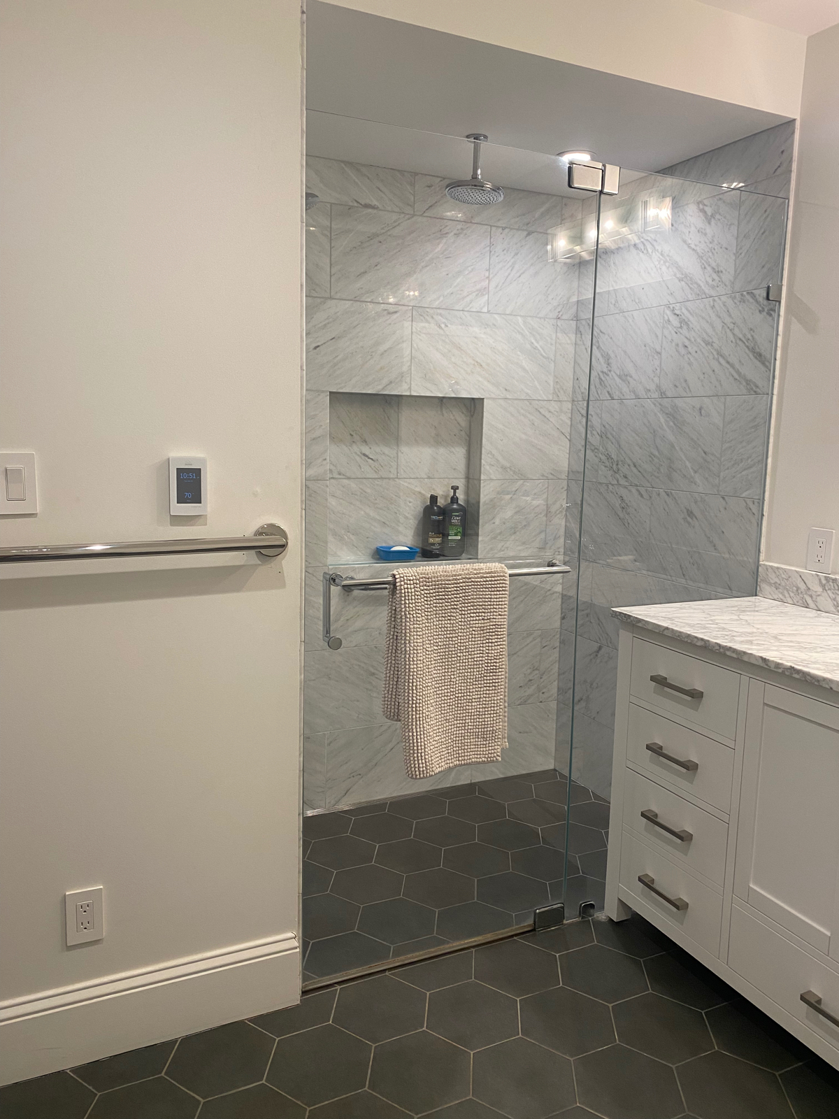 Private 1 BR/1 BA In-Law garden apartment - Photo 2