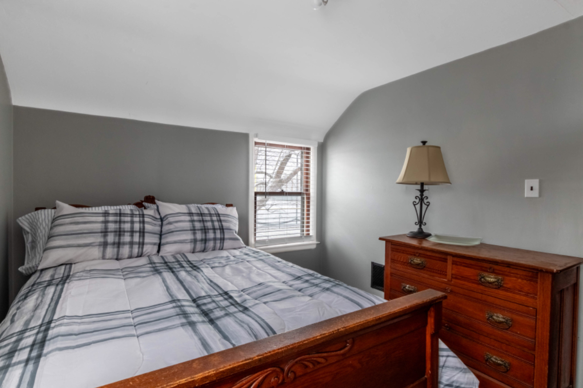 2 Bedroom Apartment - Photo 4