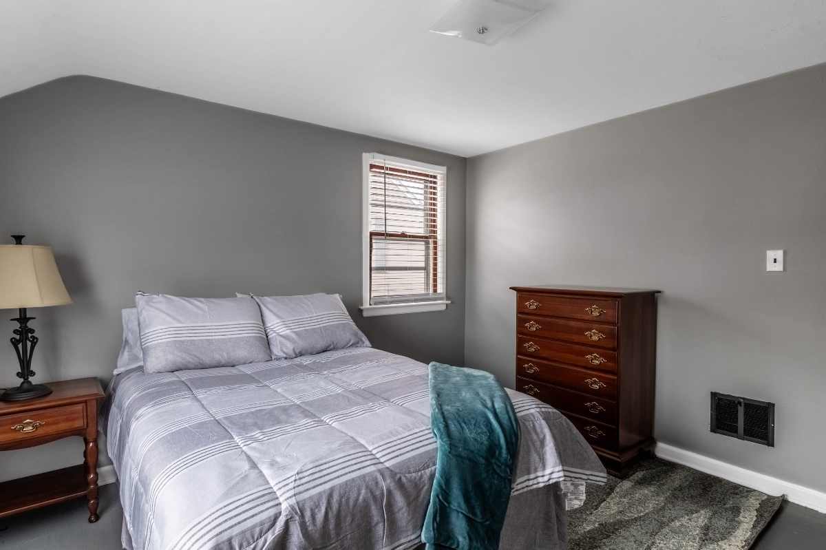 2 Bedroom Apartment - Photo 5