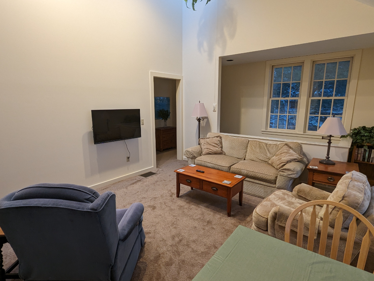 Willow Creek Carriage House - Photo 4