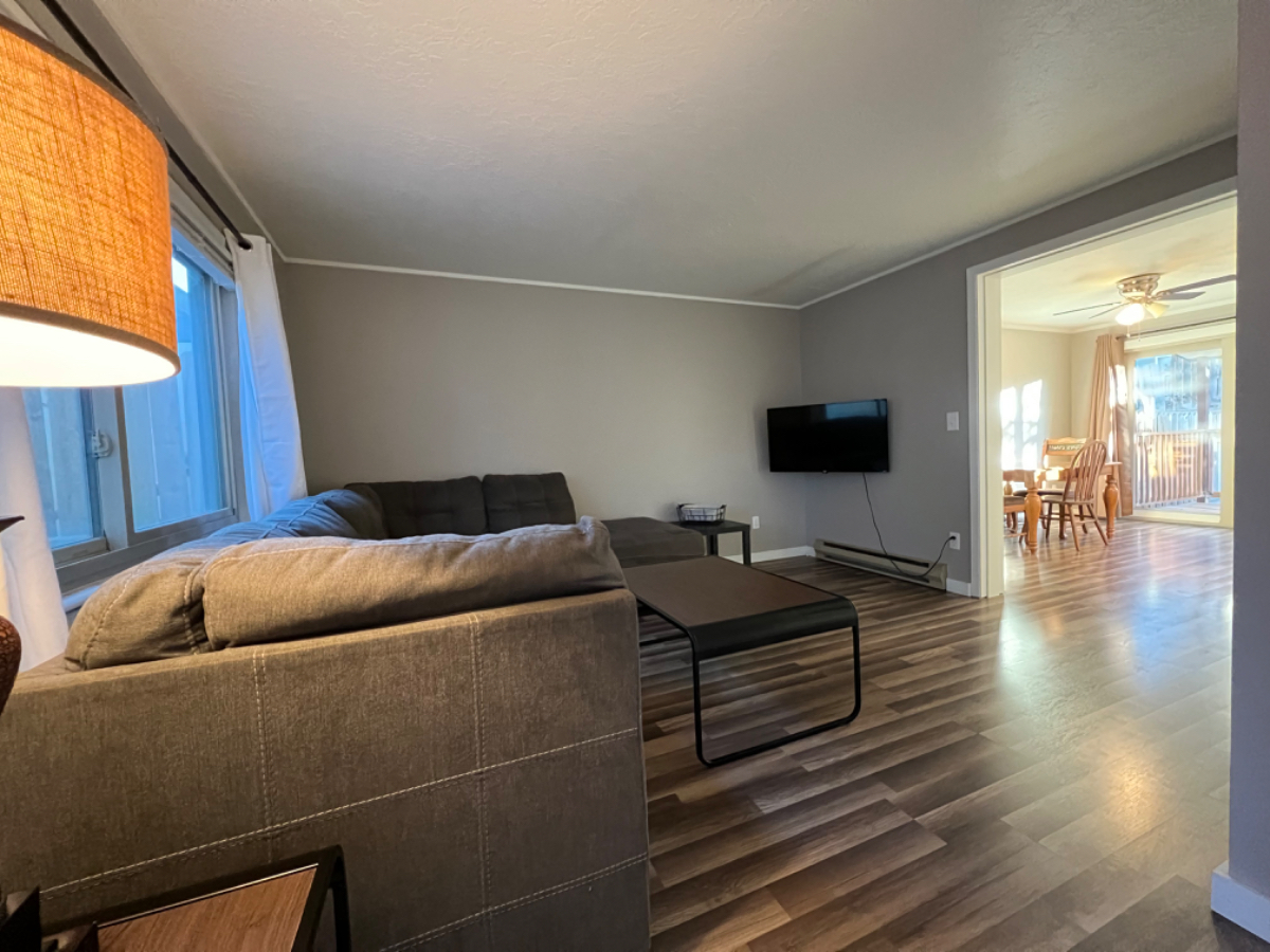 Modern Townhouse Retreat with Outdoor Deck - Fully Remodeled in Rawlins, WY - Photo 1