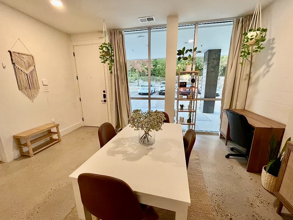 Modern S 1st 1BR Condo | 5 Minutes to Downtown - Photo 8