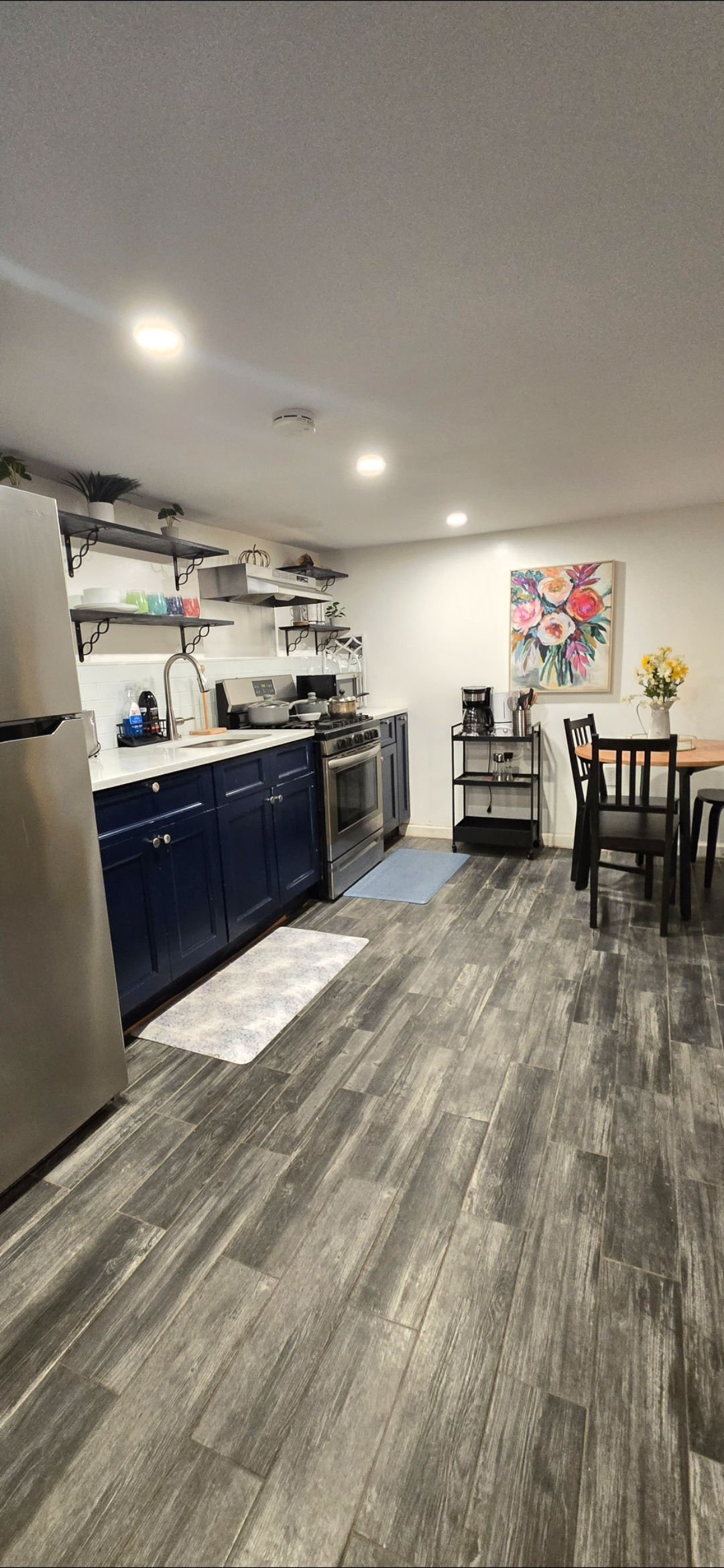 1 Sweet Suite Near JFK/ Green Acres Mall Fully Furnished Move in Ready - Photo 4