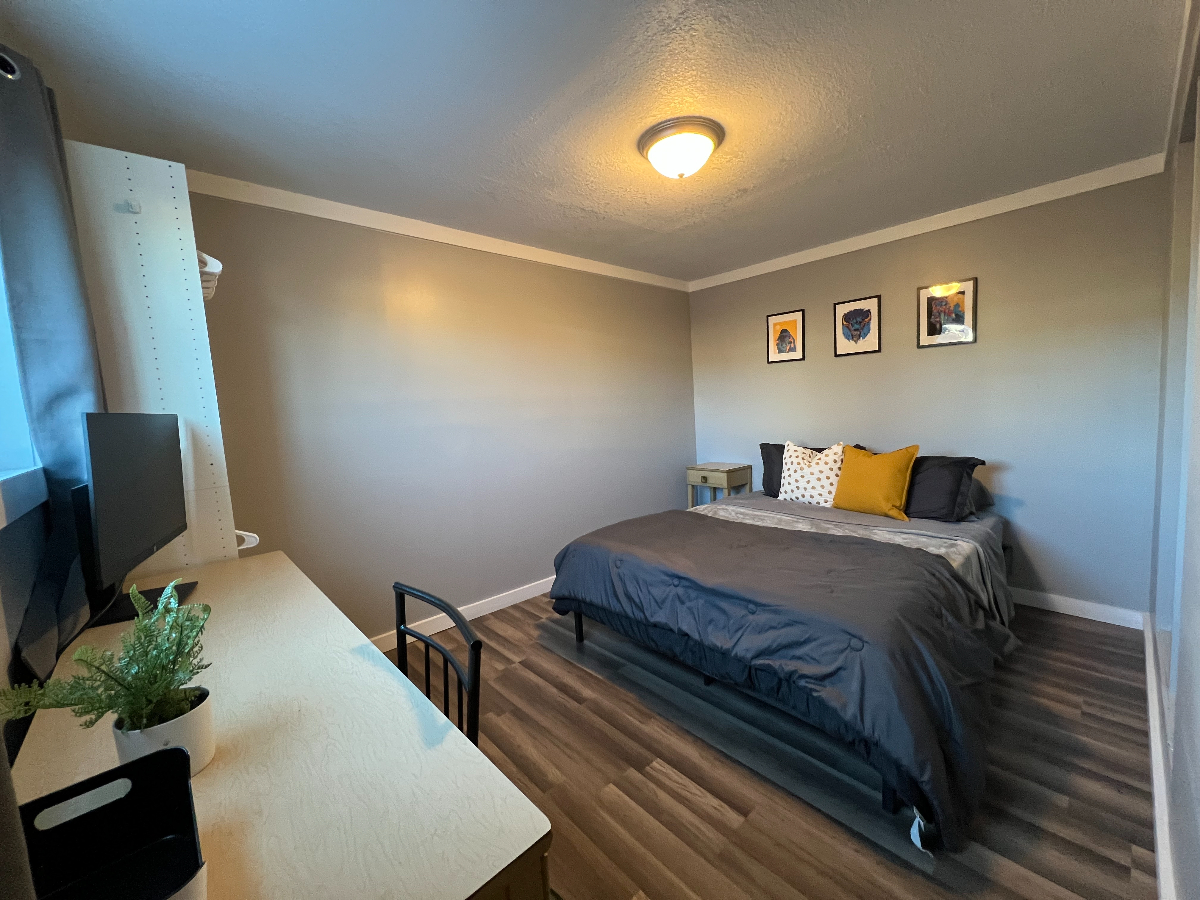 Rawlins (1-bedroom) - Recently Remodeled - Photo 3