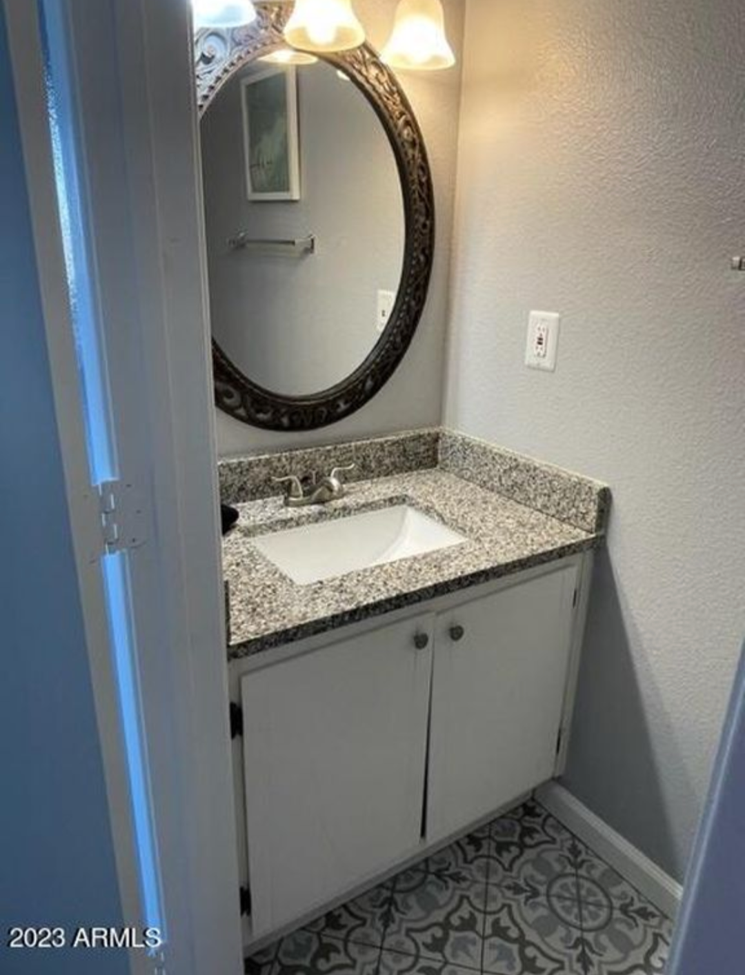 Villa on North Mountain - Photo 7