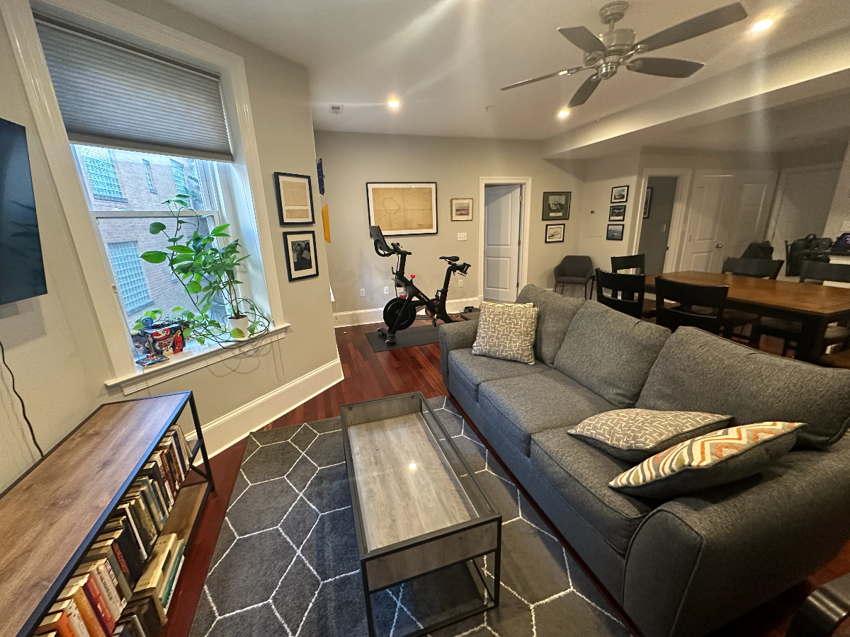 Quiet 1BR Condo in Heart of DC - Photo 4