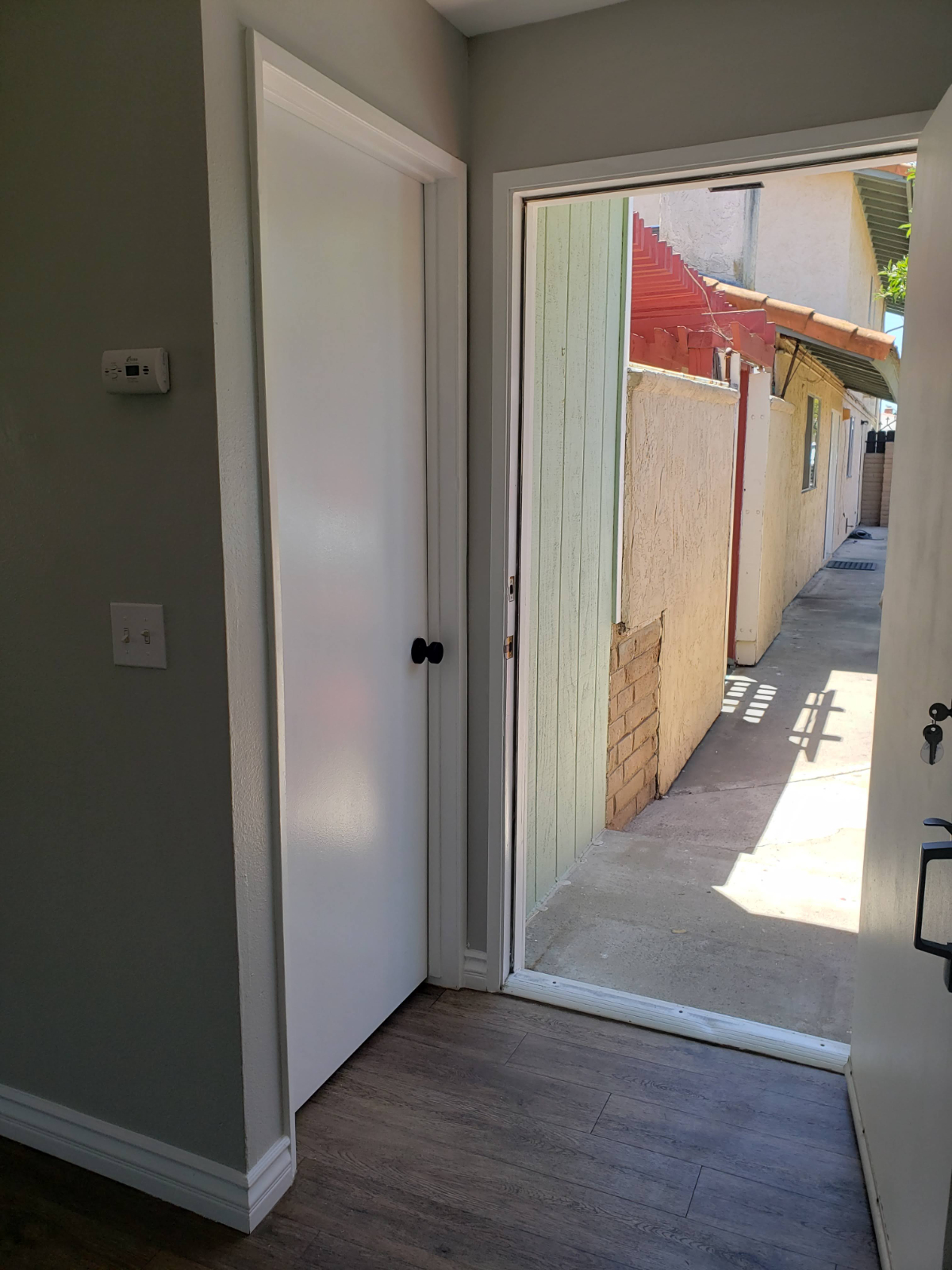 College Area Cottage walk to SDSU n UCSD Alvarado Hospital MONTHLY - Photo 3