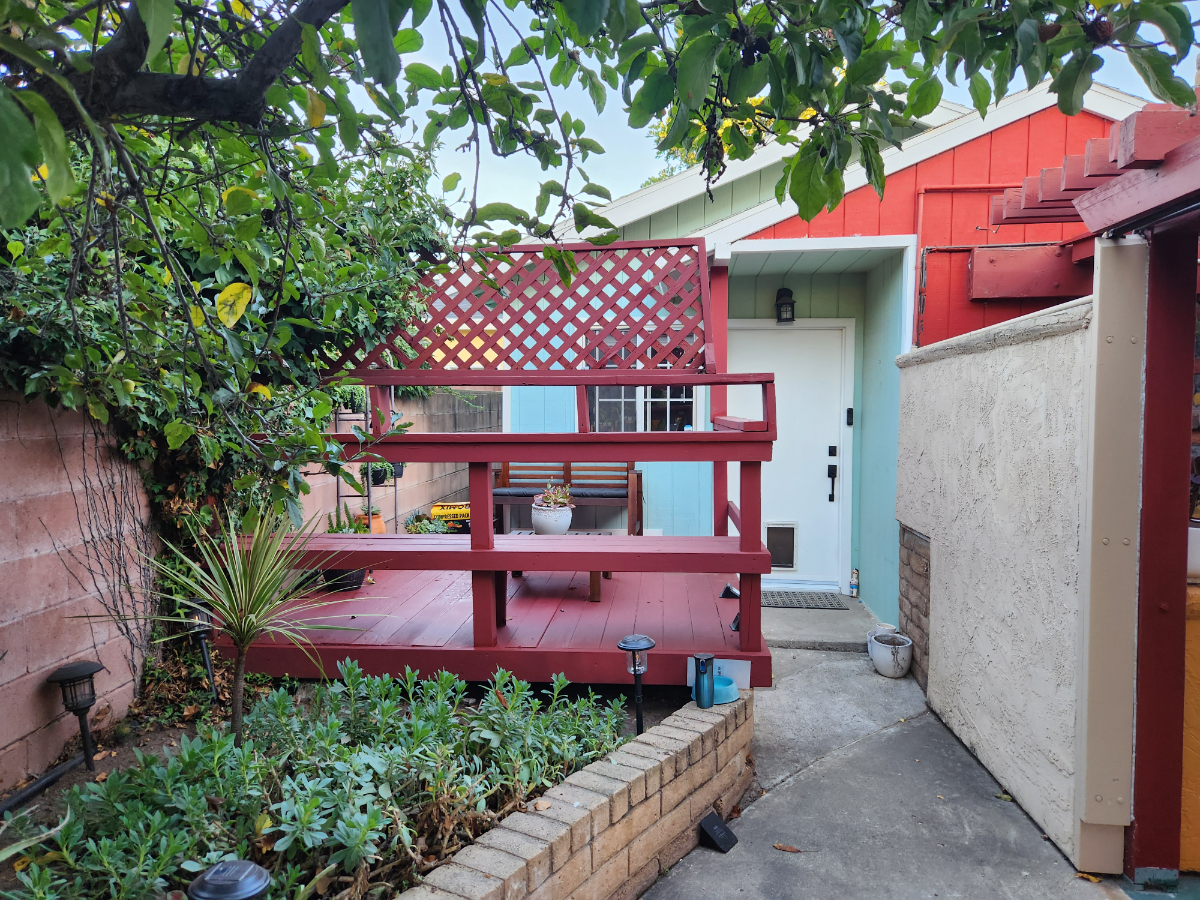 College Area Cottage walk to SDSU n UCSD Alvarado Hospital MONTHLY - Photo 2